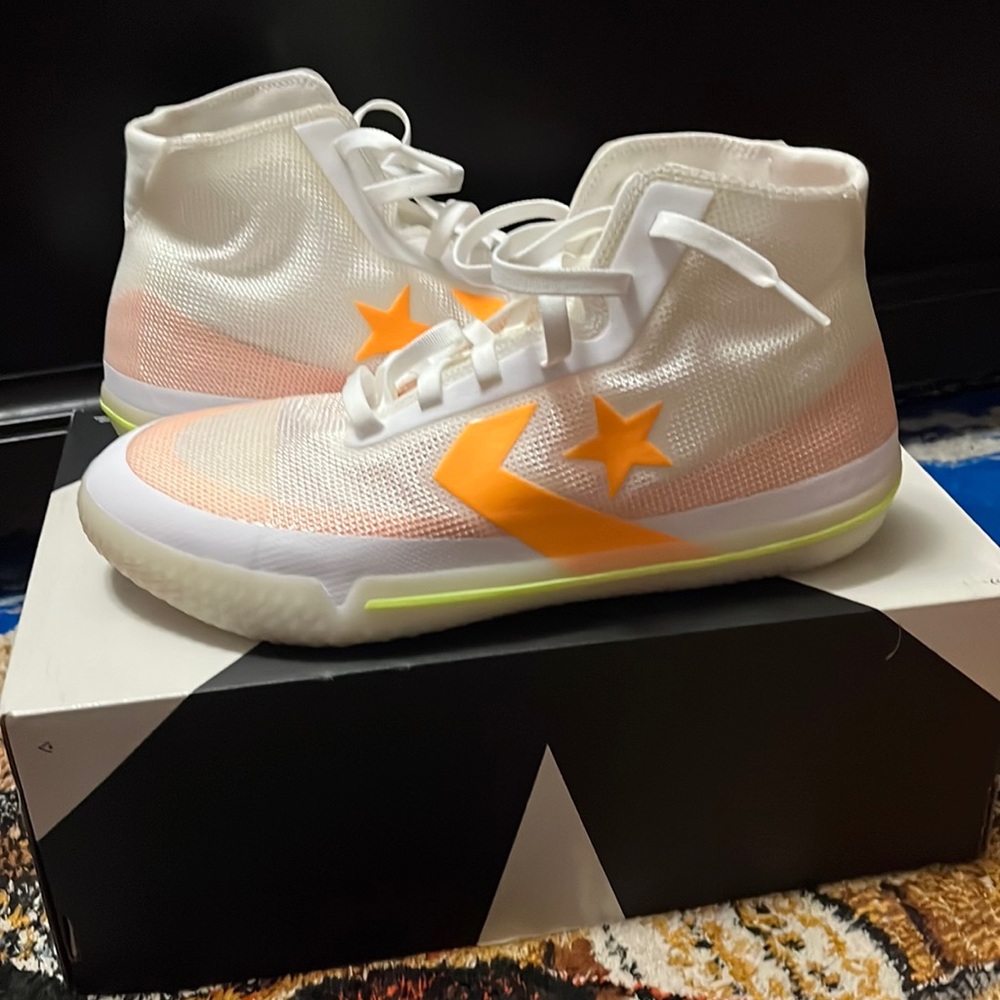Converse Size 10 All Star Pro BB Hi White Orange Volt Men's Basketball